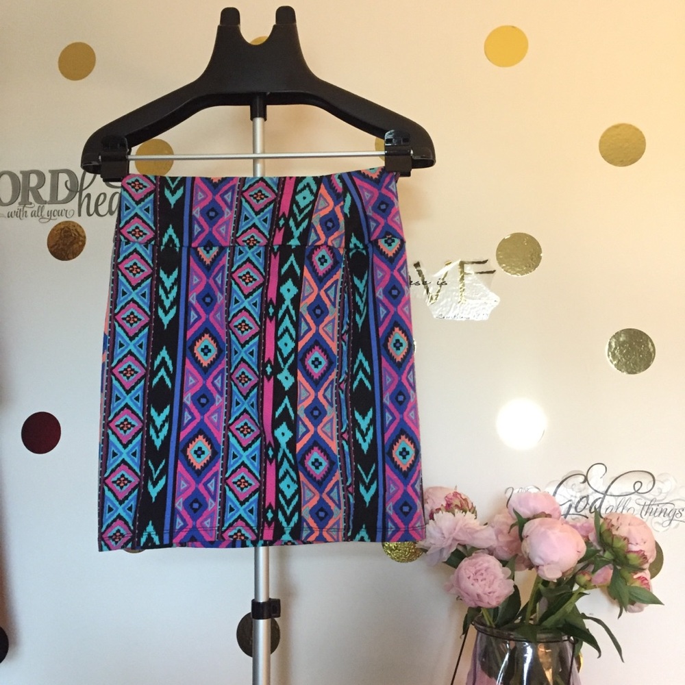 🎄NWOT H&M Skirt🎄